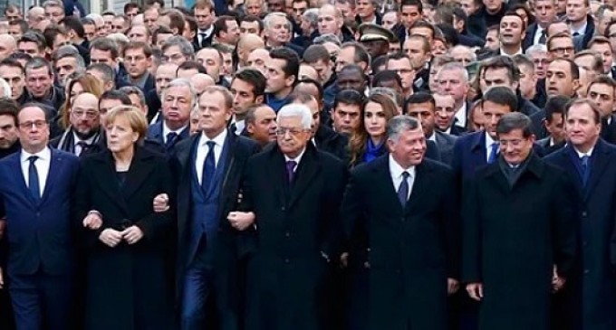 Presença de líderes mundiais em marcha de Paris é criticada