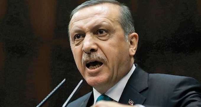 Erdogan: Velejar sob cores falsas