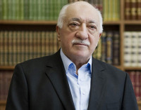 Mustafa Yeşil responde a questões sobre o Movimento Gülen