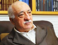 A posição de Gülen sobre democracia, direitos humanos e minorias