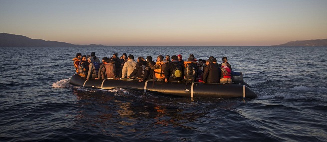 refugiados-siria-barco-mar-colete-salva-vidas