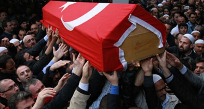 Adeus ao professor turco morto na Somália