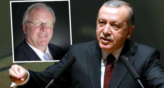 Turquia convoca embaixador alemão por sátira sobre Erdogan