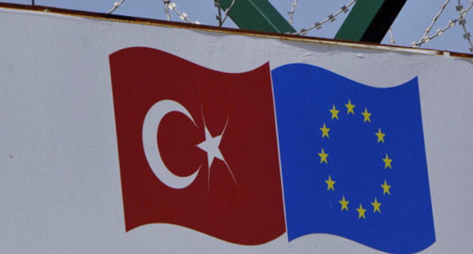 Comissão Europeia atribui mais 47 milhões de euros à Turquia