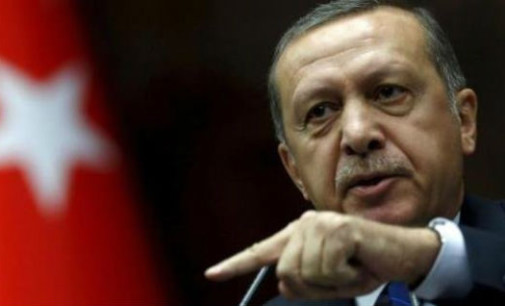 Erdogan ameaça acusar de terrorismo os que “ainda” apoiam Gülen