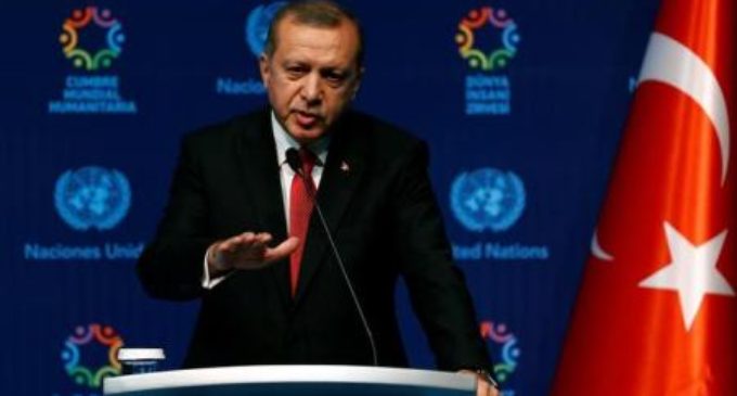Novo gabinete da Turquia reflete poder de Erdogan