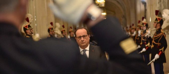 Paris francois-hollande-presidente-franca-atentado-terrorista-bomba-paris