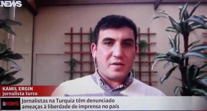 Jornalistas turco e brasileiro comentam tentativa de golpe militar