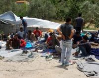 Dificuldades no acordo UE-Turquia bloqueiam migrantes
