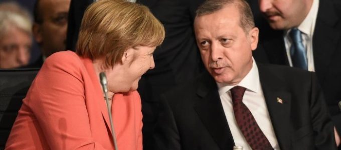erdogan-presidente-turquia-angela-merkel-chanceler-alemanha-parlamento-alemao-genocidio-armenio-relacoes