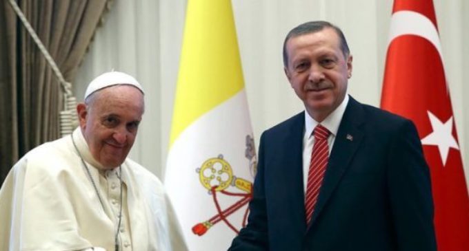Erdogan e papa Francisco conversam por telefone sobre Jerusalém