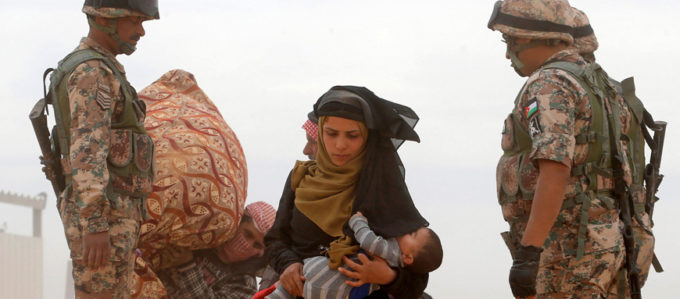 relações refugiados-siria-iraque-migrantes-mulher-mae-bebe-soldados