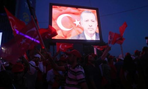 Erdogan promove caça às bruxas na Turquia
