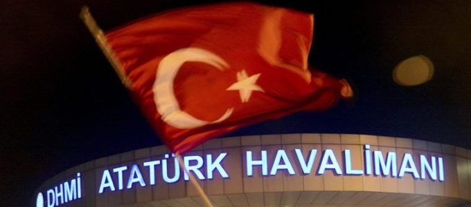 turquia golpe militar 15 julho 2016 soldados istambul ancara erdogan aeroporto ataturk