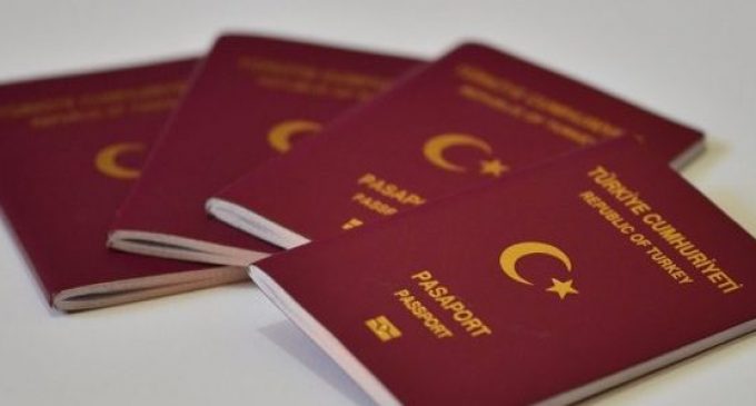 Como o governo turco cancela o passaporte de críticos