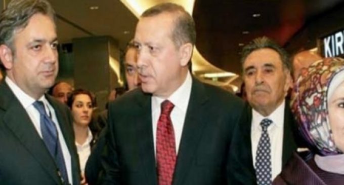 E-mail vazado mostra Dogan, magnata da mídia, se curvando a Erdogan