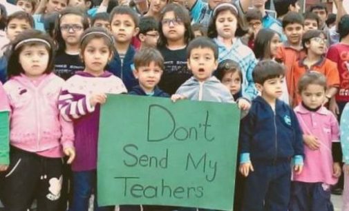 Paquistão cancela deportação de professores turcos