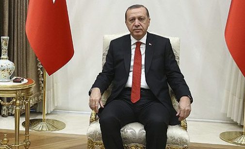 Turquia julga supostos envolvidos na tentativa de derrubar presidente
