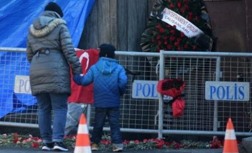 Depois que Estado Islâmico reivindica ataque à casa noturna em Istambul, 8 são detidos na Turquia