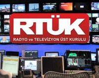 Turquia deve cancelar as licenças das mídias que estejam violando a censura