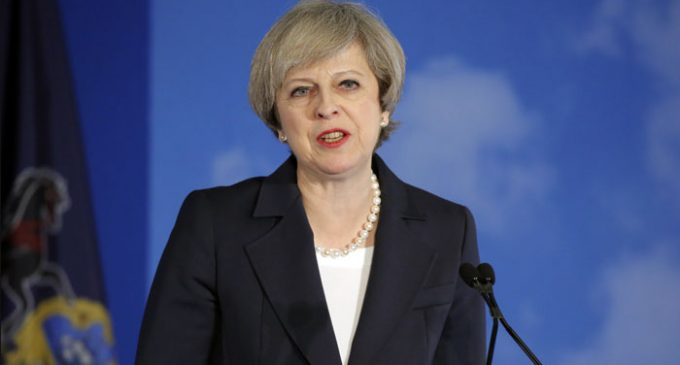 Visita da premiê britânica Theresa May à Turquia deve focar no comércio e segurança