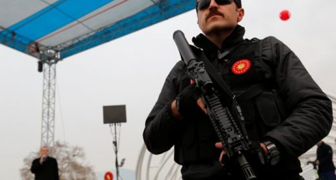 A Turquia está caminhando para a lei marcial?
