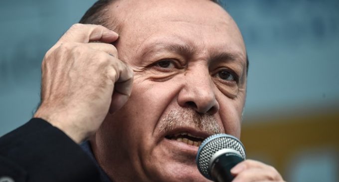 Erdogan chama a União Europeia de “ aliança de cruzados ”