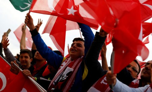 Por que o resultado do referendo na Turquia é amplamente inaceitável para tantos