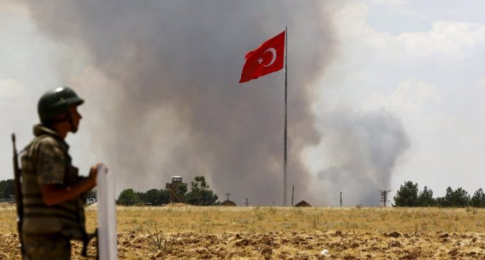 O que é que a Turquia quer alcançar com nova operação militar na Síria?