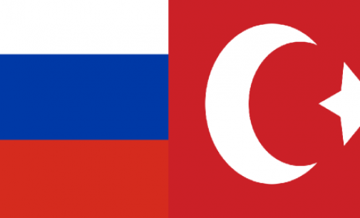 Rússia e Turquia removem restrições comerciais