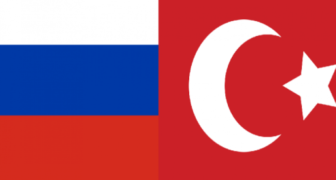 Rússia e Turquia removem restrições comerciais