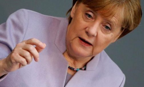 Merkel descarta campanha turca na Alemanha para referendo sobre pena de morte