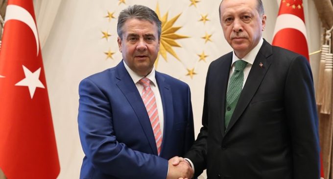 Turquia acusa ministro alemão de ‘copiar’ os racistas