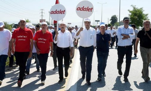 Kilicdaroglu: Erdogan sabia da tentativa de golpe de antemão