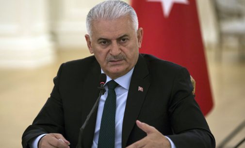 Premiê turco fala sobre os julgamentos do golpe: “Eu enforcaria eles em um mês”