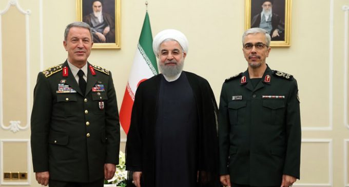 Comandantes turco e iraniano concordam em uma cooperação militar contra ameaças