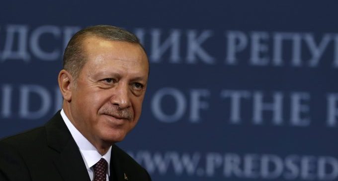 Erdogan está intimidando os EUA. Trump deveria fazer alguma coisa.