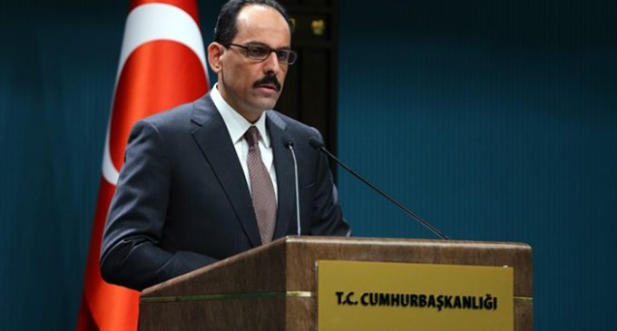 Kalın diz que a Turquia não hesitaria em realizar uma operação militar na Síria