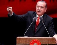Erdogan diz que Trump e Putin estão enganando o mundo sobre a Síria