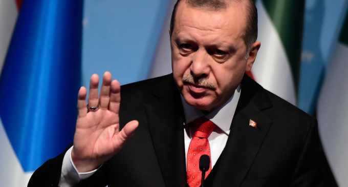 Depois de um ano tenso, Presidente da Turquia estende a mão à União Europeia