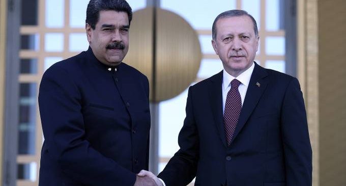 Erdogan diz ter ‘fé’ na reeleição de Maduro na Venezuela
