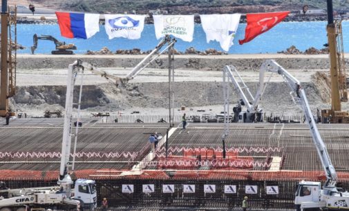 Executiva russa ligada a usina nuclear turca acusada de espionagem