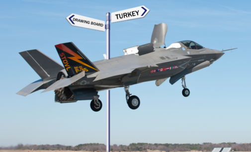 Negociadores do Congresso dos EUA concordam em proibir a entrega dos F-35 à Turquia