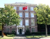 Consulado Turco em Amsterdã atacado com dispositivos incendiários caseiros