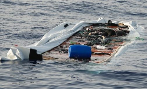 Três refugiados morreram perto da costa turca tentando chegar à Grécia
