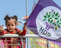 Tribunal turco ordena o congelamento temporário dos fundos do partido curdo 