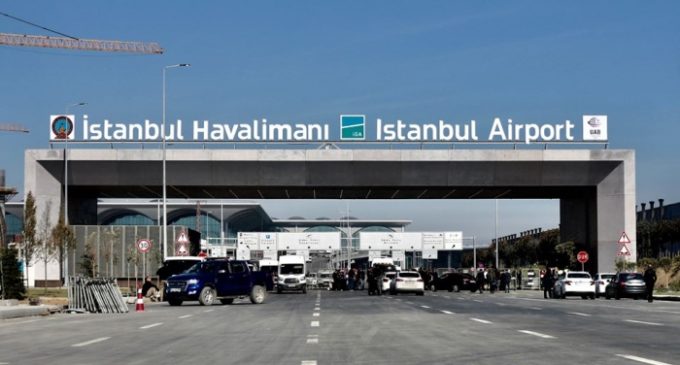 Deputado critica exclusão de idiomas curdos do aeroporto de Istambul