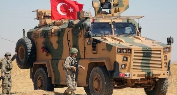 4 soldados turcos mortos em explosão no norte da Síria