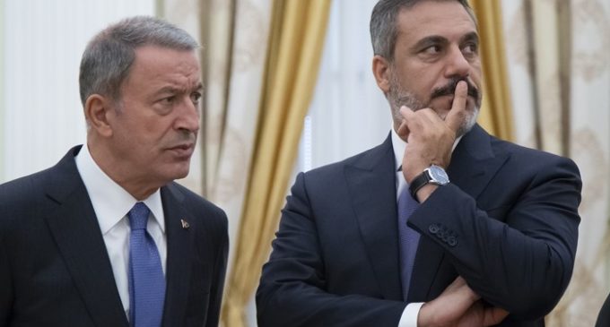 Ministro russo discute general iraniano com chefe de inteligência turco