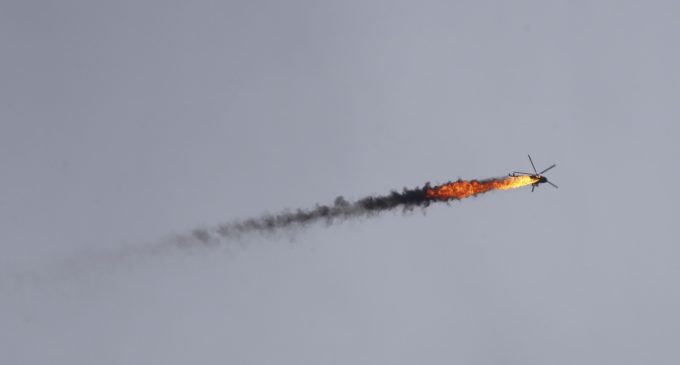Derrubada de helicóptero na Síria reacende tensão com Turquia